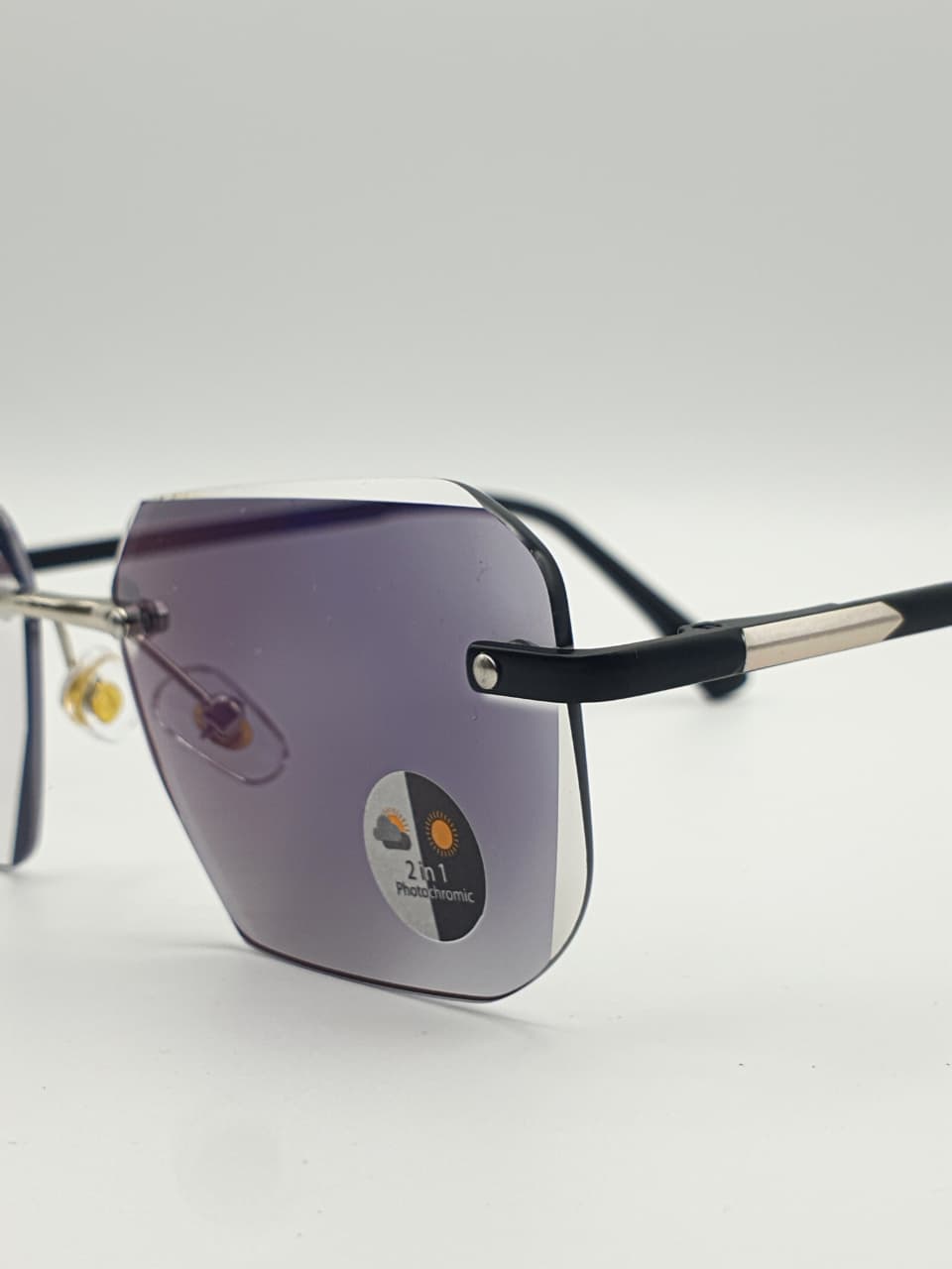 Transition Grey ā Rimless Sunglasses