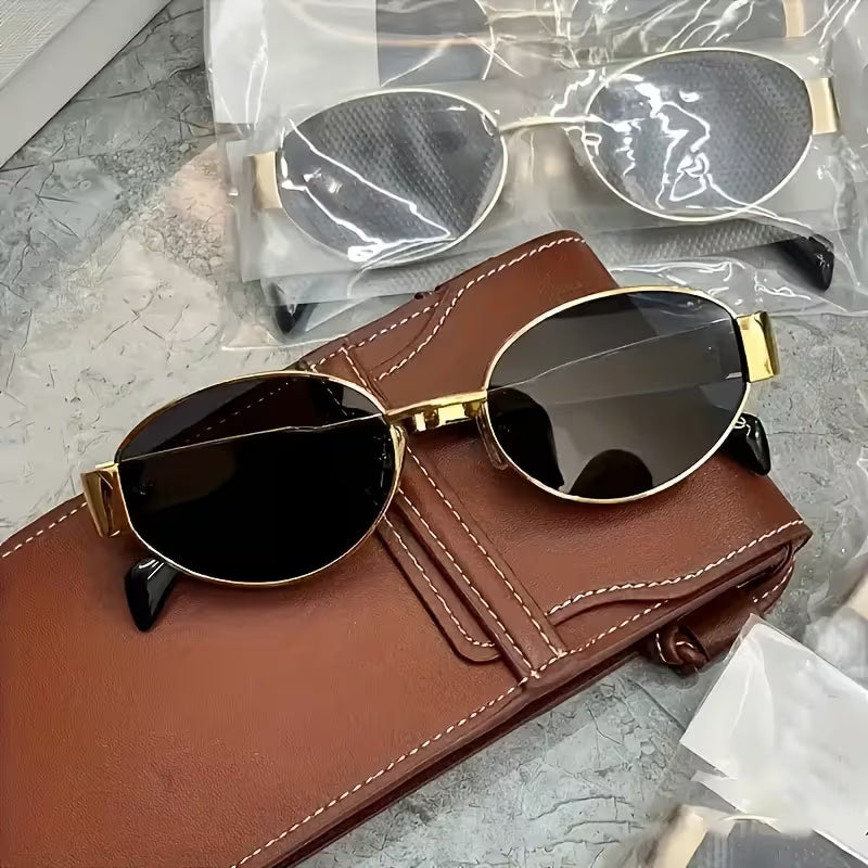 Oval, Black Elegant Metal Frame Glasses