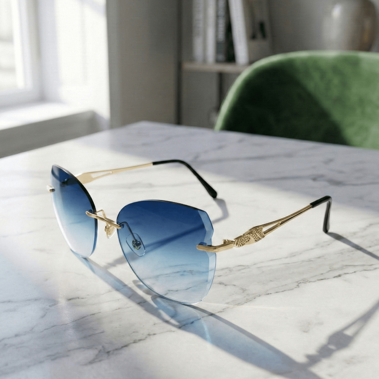 Elegant Lightweight Rimless Sunglasses