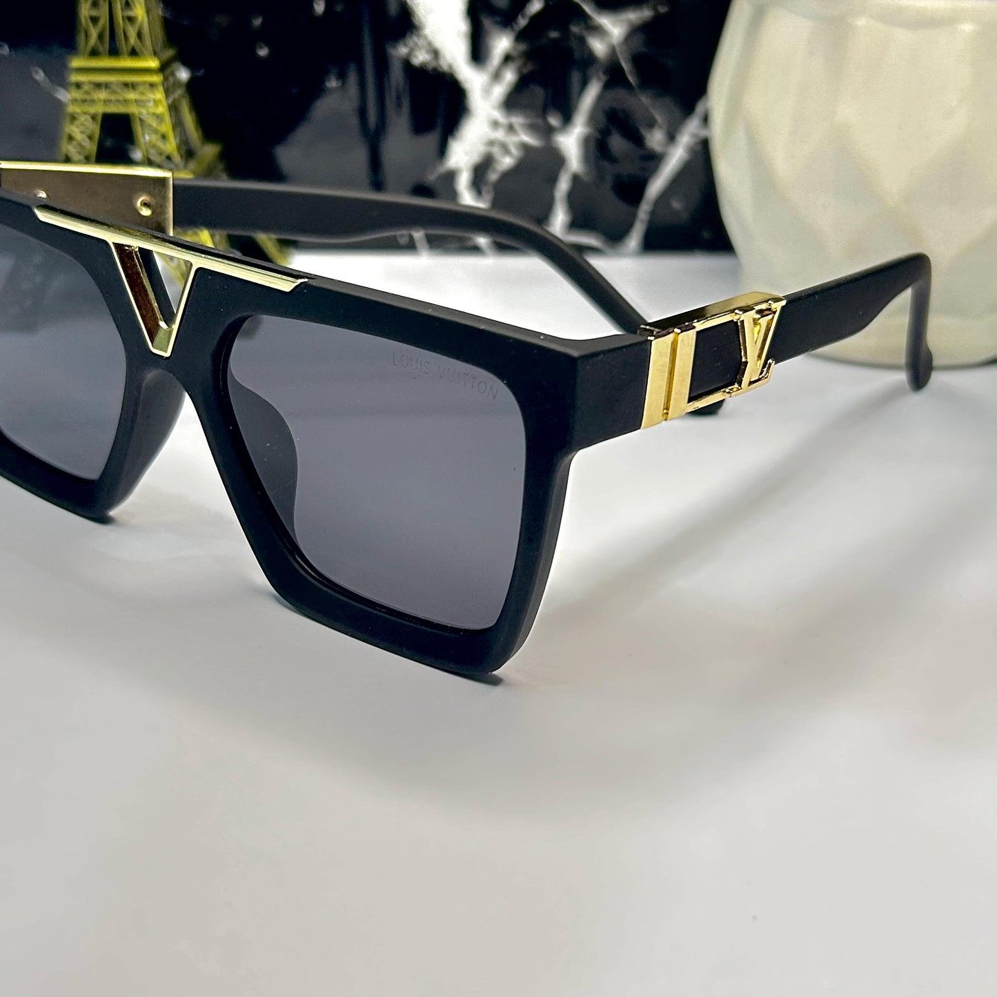 Black Trending Glasses